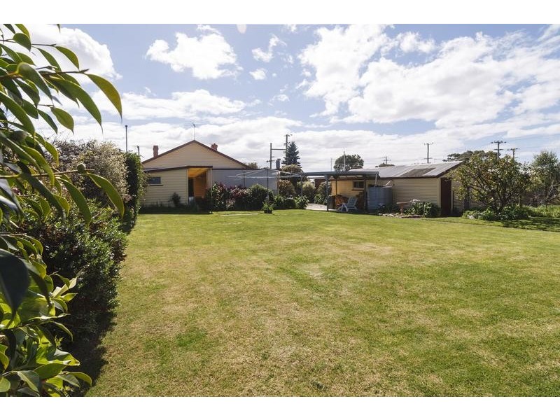 110 Alexandra Road, Ulverstone TAS 7315