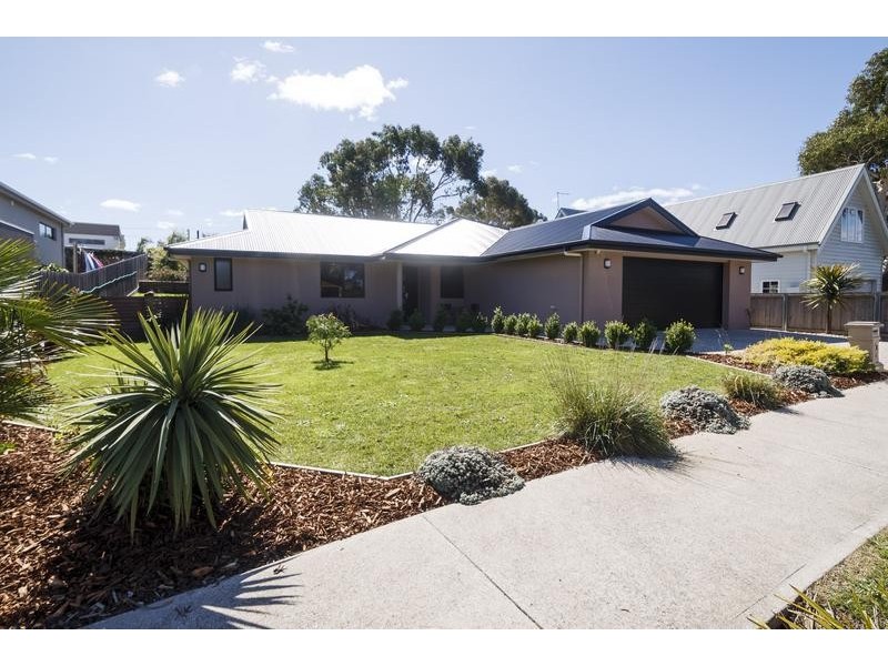 4 Whitegum Way, Turners Beach TAS 7315