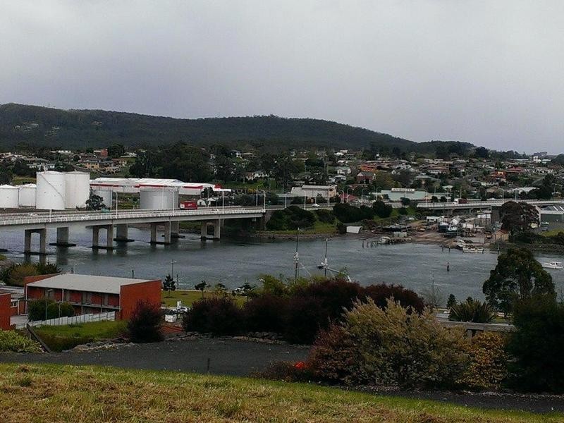 1B Marine Street, East Devonport TAS 7310