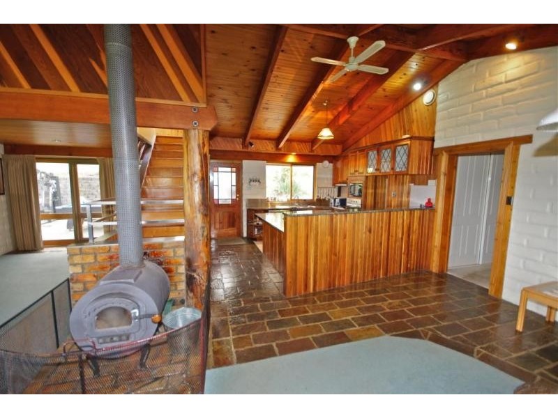 102 James Road, Acacia Hills TAS 7306