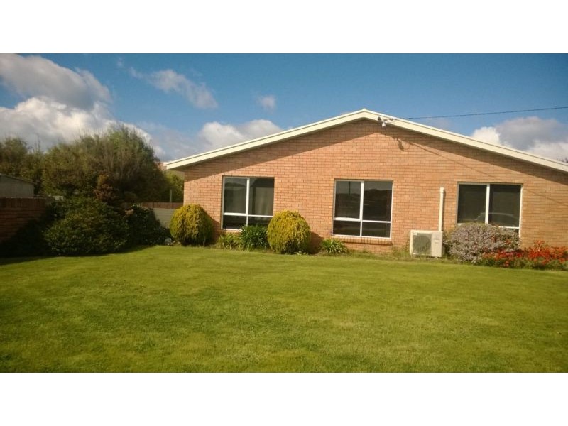 1 St Georges Crescent, Shearwater TAS 7307