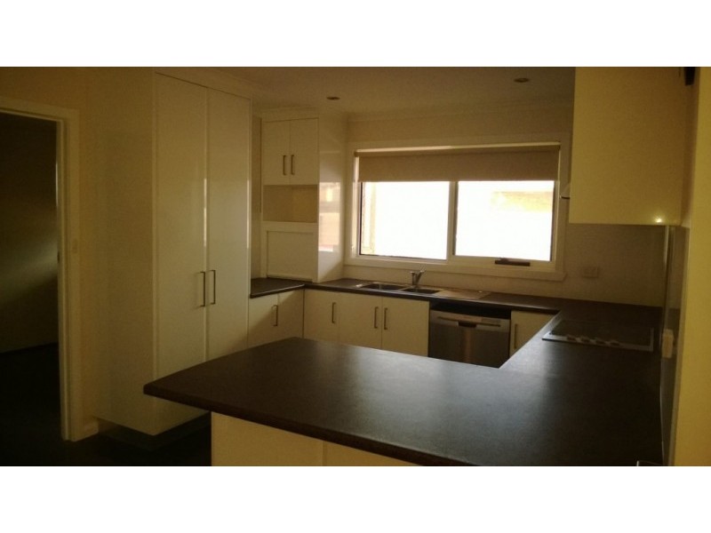 1 St Georges Crescent, Shearwater TAS 7307