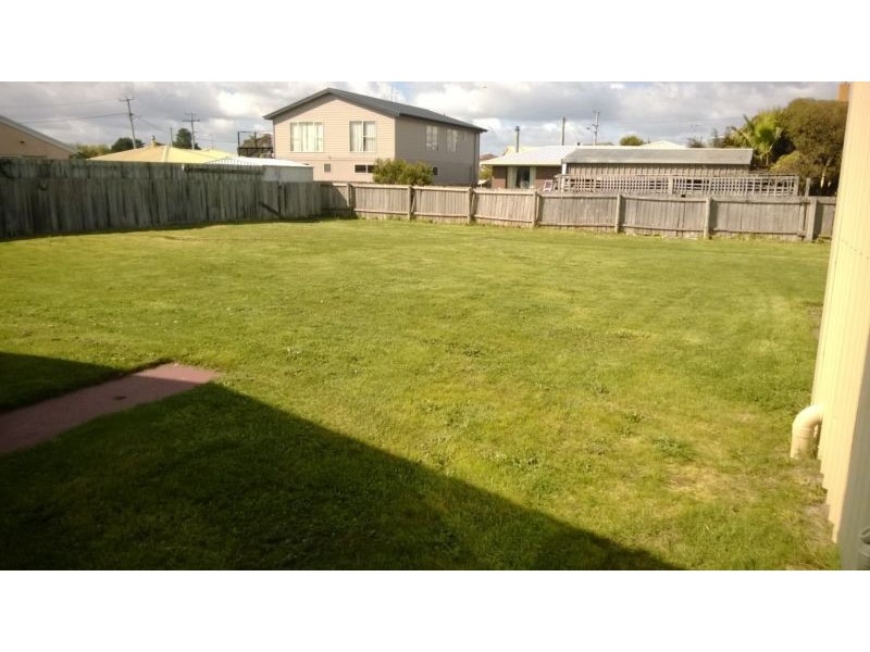 1 St Georges Crescent, Shearwater TAS 7307
