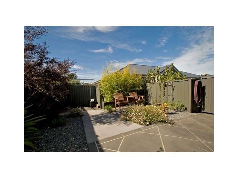 1/16 St Andrews Drive, Devonport TAS 7310