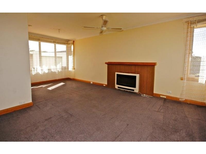 9 Raymond Avenue, Devonport TAS 7310