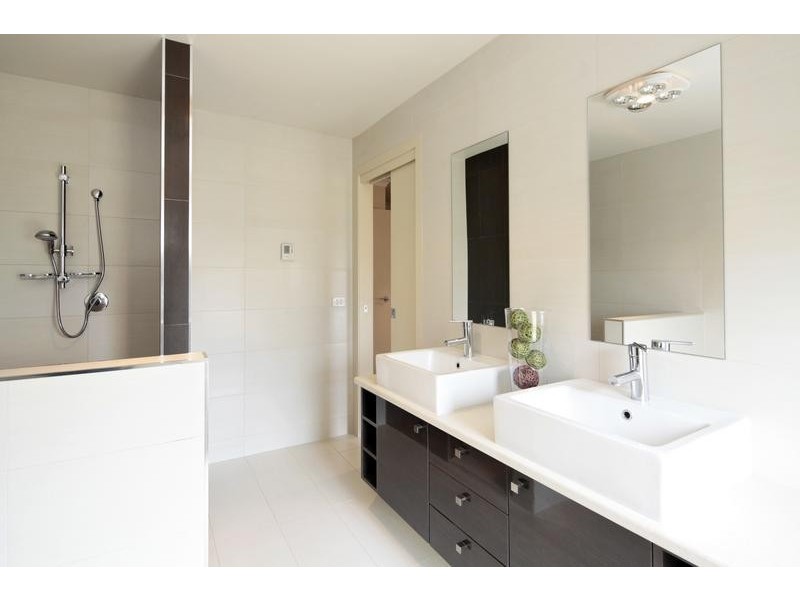 3 McCall Terrace, Stony Rise TAS 7310