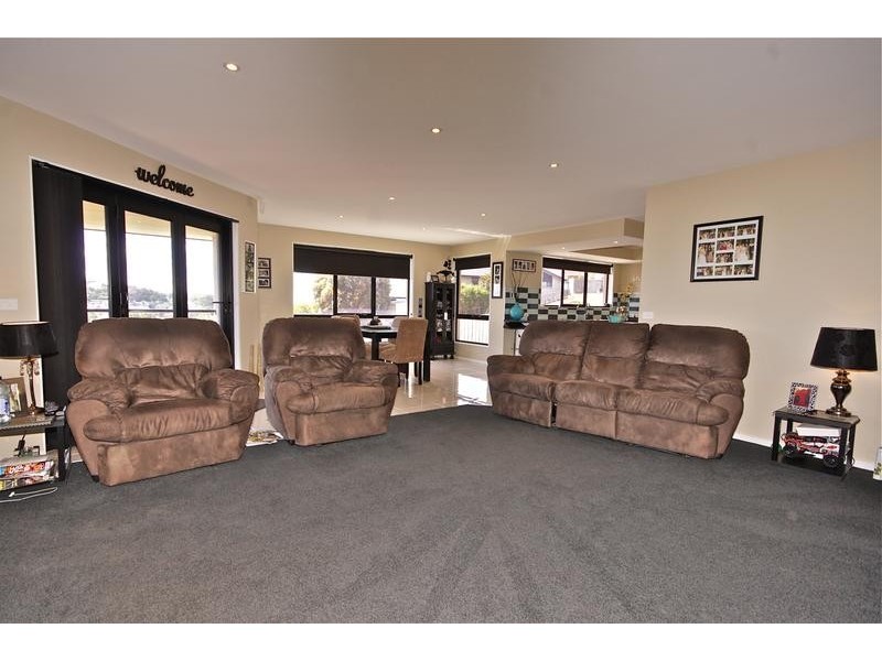 13a Weemala Lane, Miandetta TAS 7310