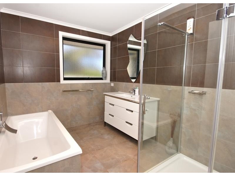 13a Weemala Lane, Miandetta TAS 7310