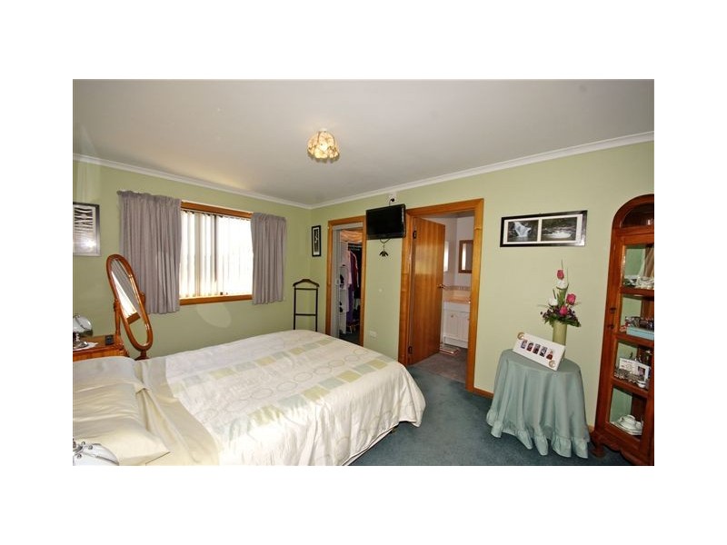 7 Bishton Street, Devonport TAS 7310