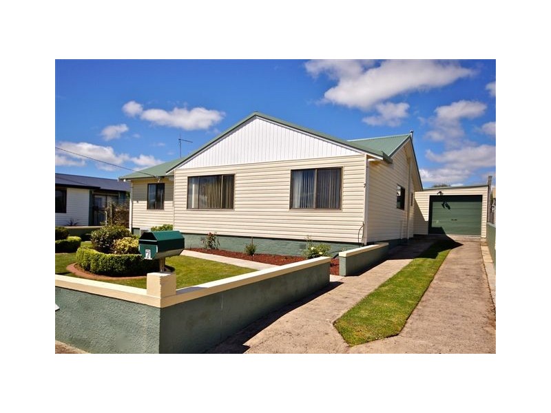 7 Bishton Street, Devonport TAS 7310
