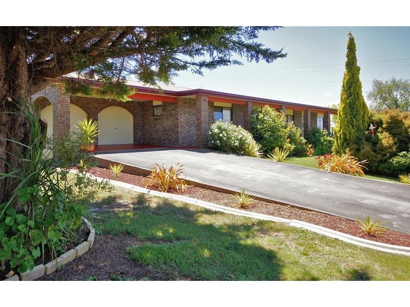 25 Autumn Drive, Ambleside TAS 7310