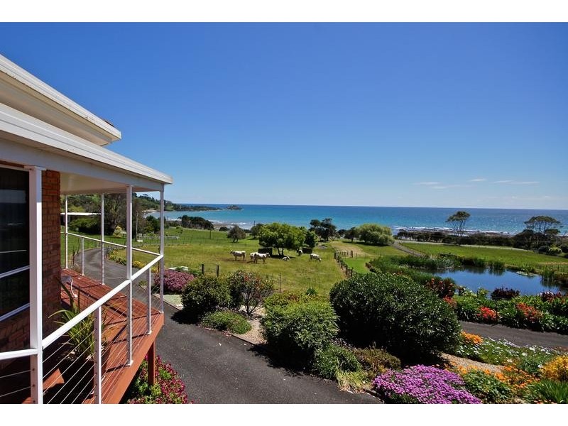 257 Penguin Road, West Ulverstone TAS 7315