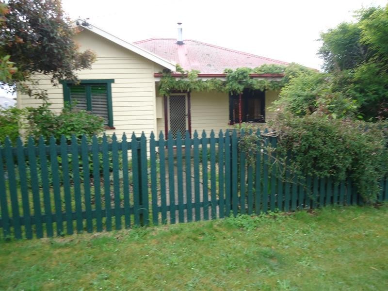 1 Wattle Road, Quoiba TAS 7310