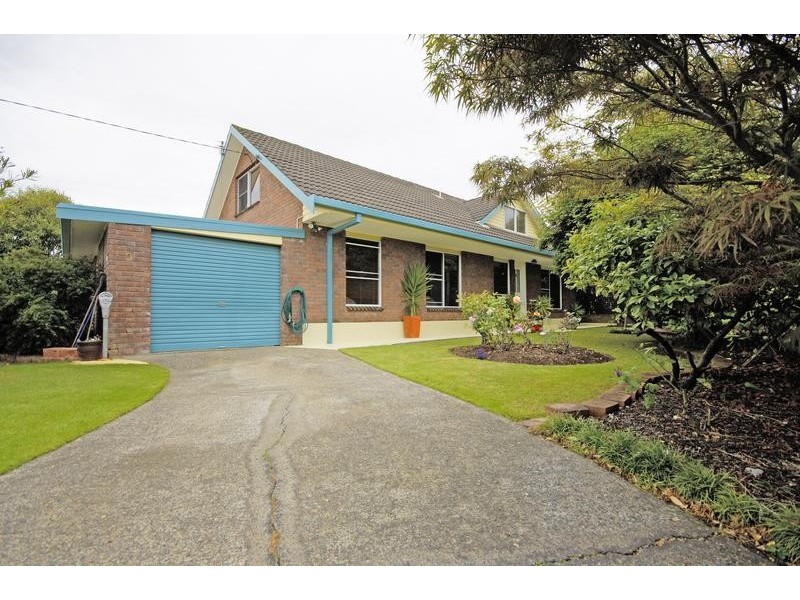 9 Cambridge Court, Devonport TAS 7310