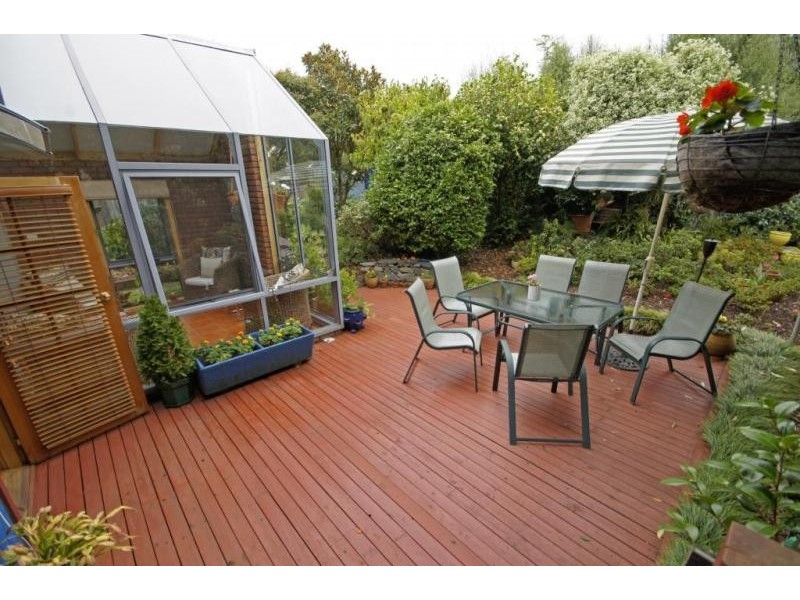 9 Cambridge Court, Devonport TAS 7310