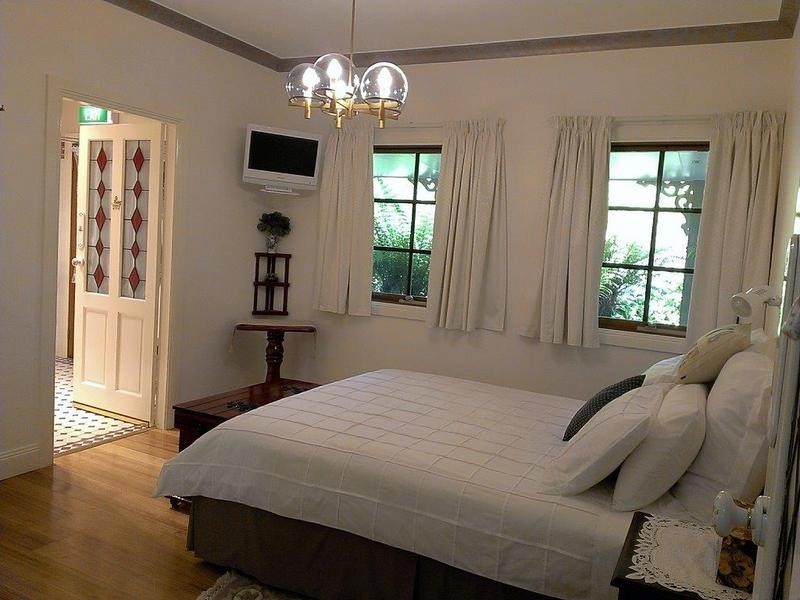 10 Deacons Close, Claude Road TAS 7306