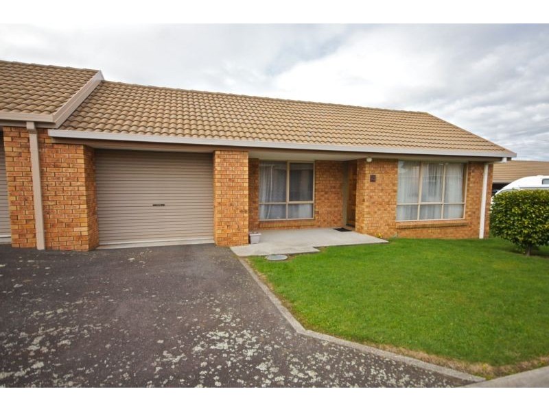 3/26 Charles Street, Devonport TAS 7310