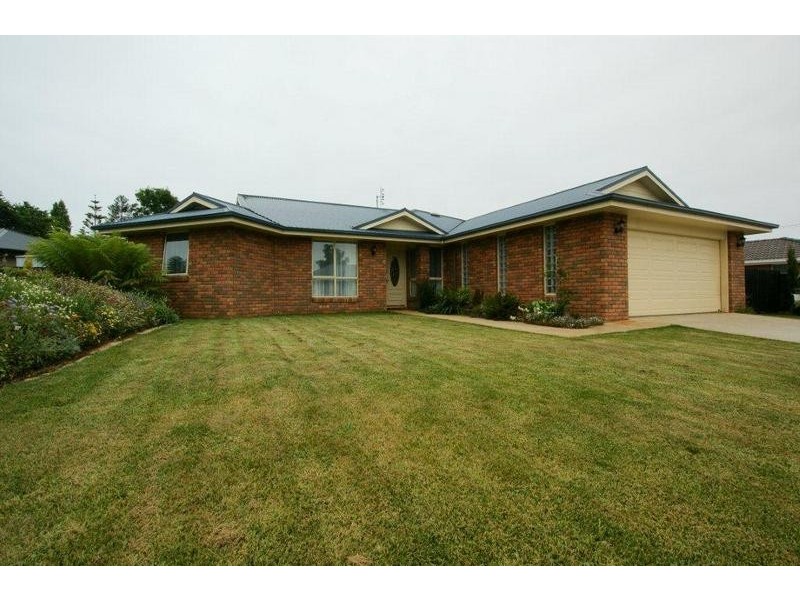4 Poynton Close, Turners Beach TAS 7315