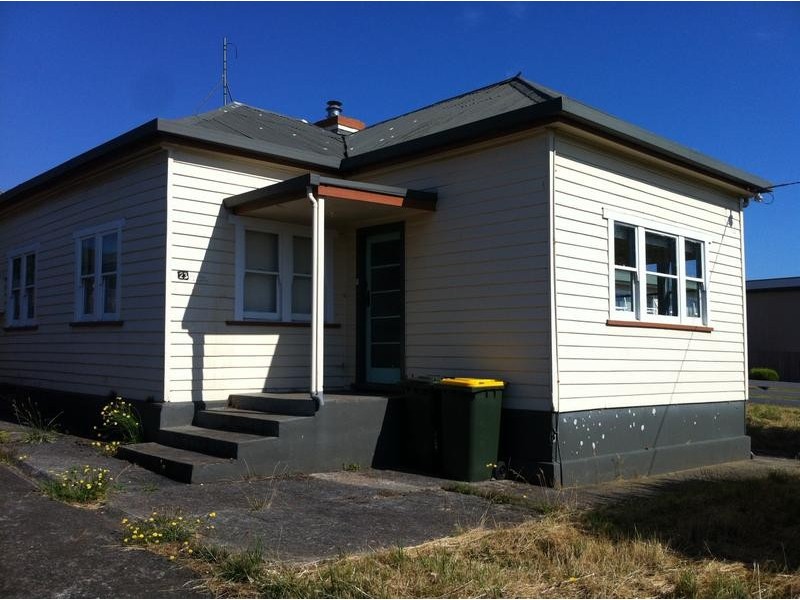 23 Victoria Street, Devonport TAS 7310