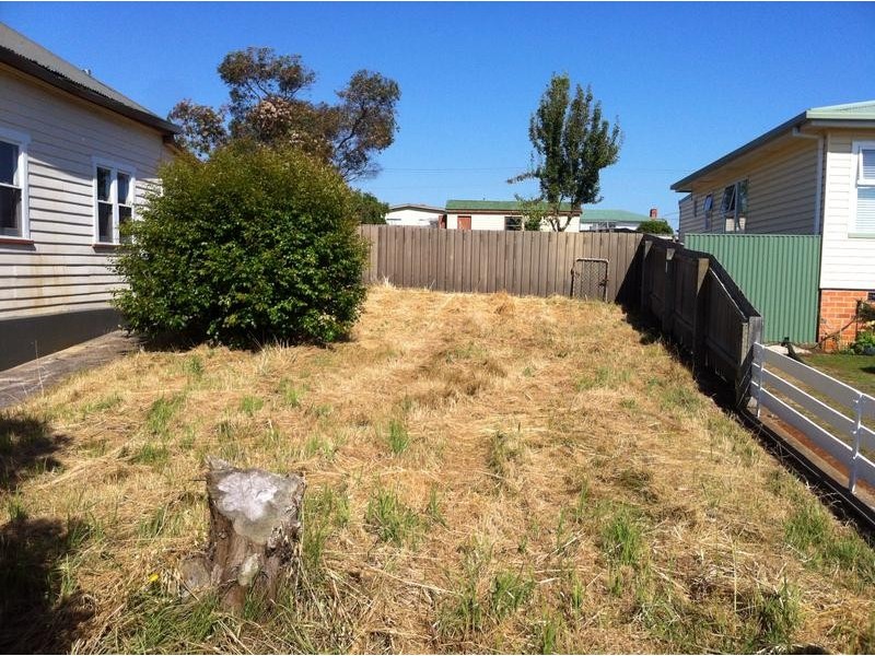 23 Victoria Street, Devonport TAS 7310