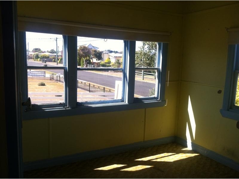 23 Victoria Street, Devonport TAS 7310