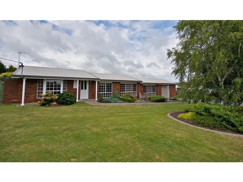 2 Autumn Drive, Ambleside TAS 7310