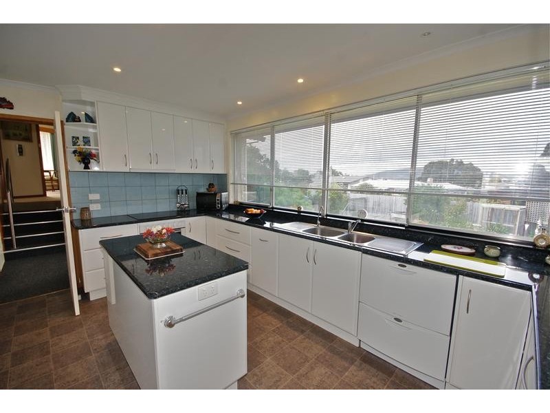 13 Mungala Crescent, Miandetta TAS 7310