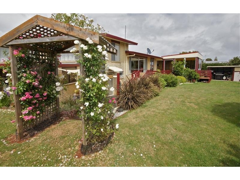 13 Mungala Crescent, Miandetta TAS 7310