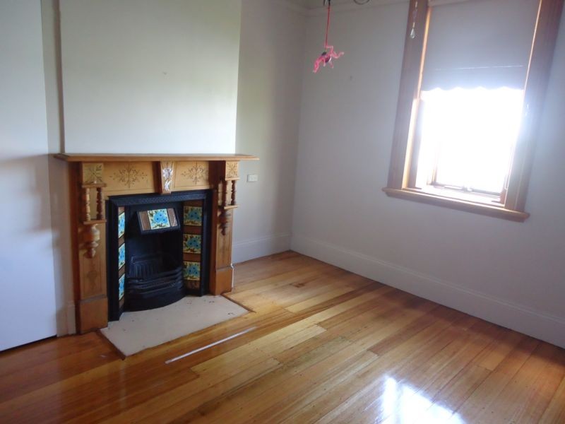 33 Middle Road, Devonport TAS 7310
