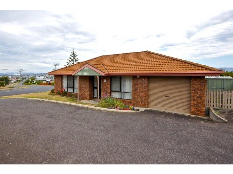 Unit 6/8 Lovett Street, Devonport TAS 7310