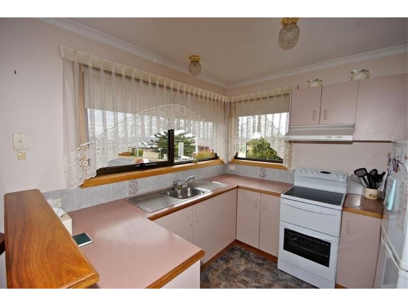 Unit 6/8 Lovett Street, Devonport TAS 7310