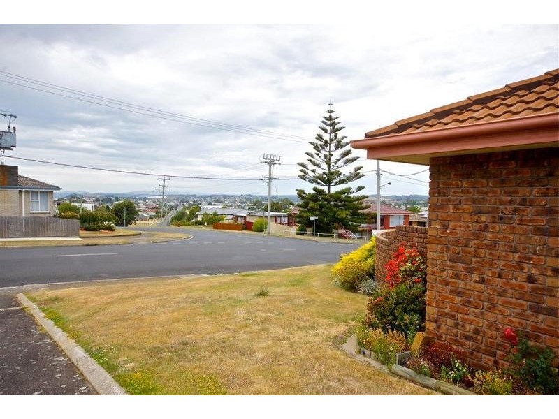 Unit 6/8 Lovett Street, Devonport TAS 7310