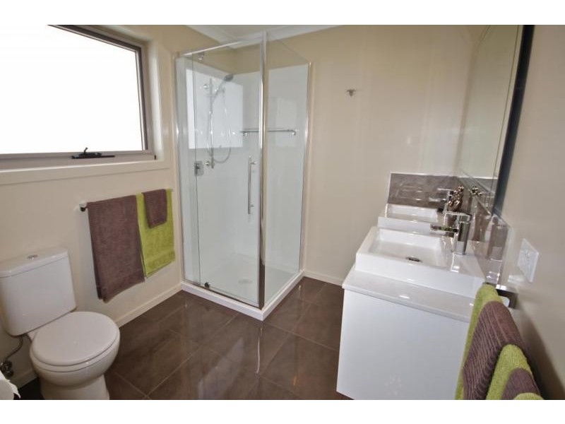 1 Charlotte Gardens (off George St), Devonport TAS 7310