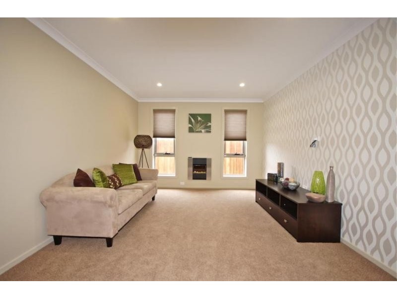 1 Charlotte Gardens (off George St), Devonport TAS 7310