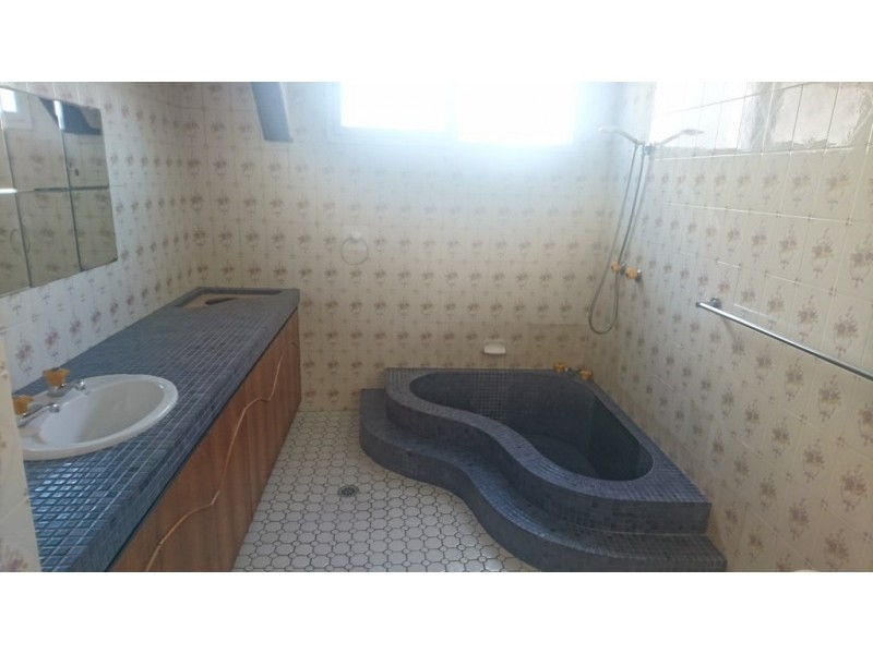 16 Hiller Street, Devonport TAS 7310