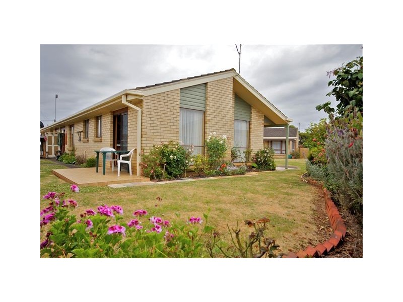 6/1-2 Orana Place, Devonport TAS 7310