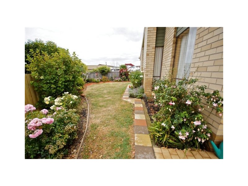 6/1-2 Orana Place, Devonport TAS 7310