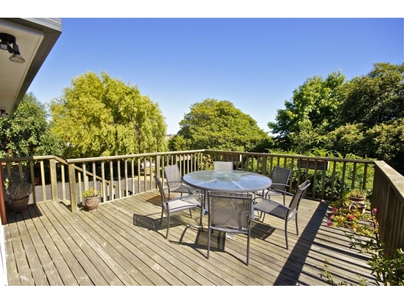 12 Haines Place, Devonport TAS 7310