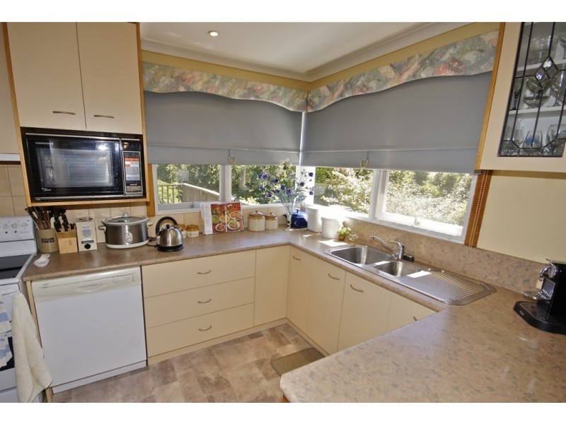 12 Haines Place, Devonport TAS 7310