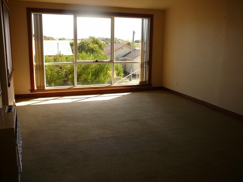 123 Best Street, Devonport TAS 7310