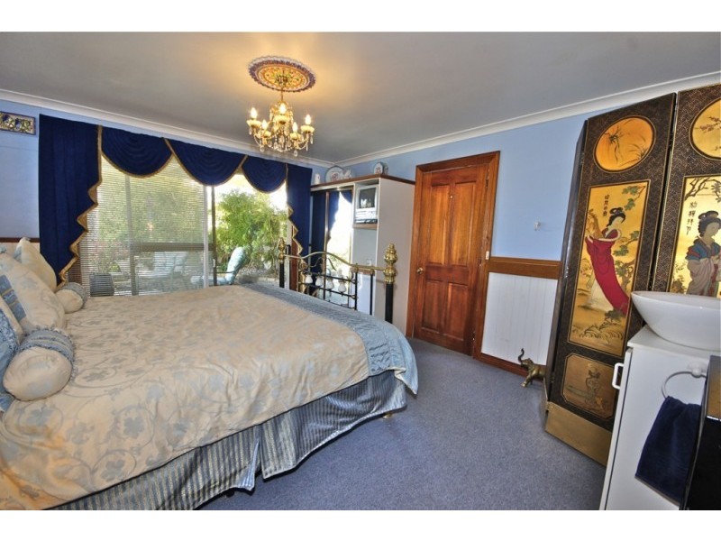 141 Penguin Road, West Ulverstone TAS 7315