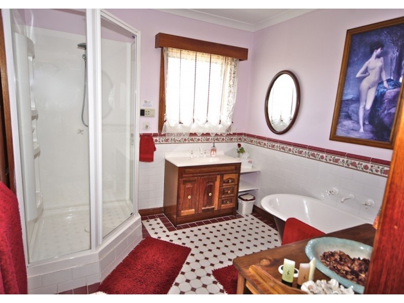 141 Penguin Road, West Ulverstone TAS 7315