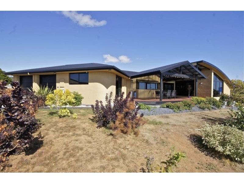 11 Gatenby Drive, Miandetta TAS 7310