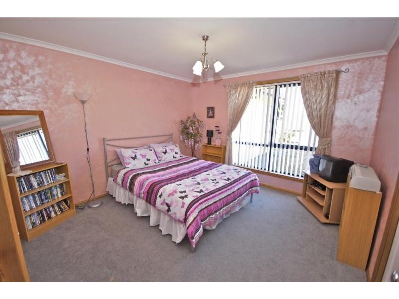 11 Gatenby Drive, Miandetta TAS 7310