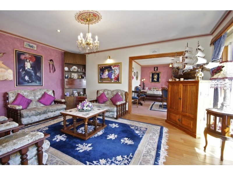 141 Penguin Rd, West Ulverstone TAS 7315