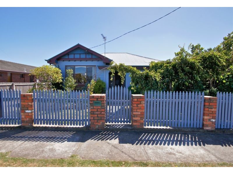 82 Parker Street, Devonport TAS 7310