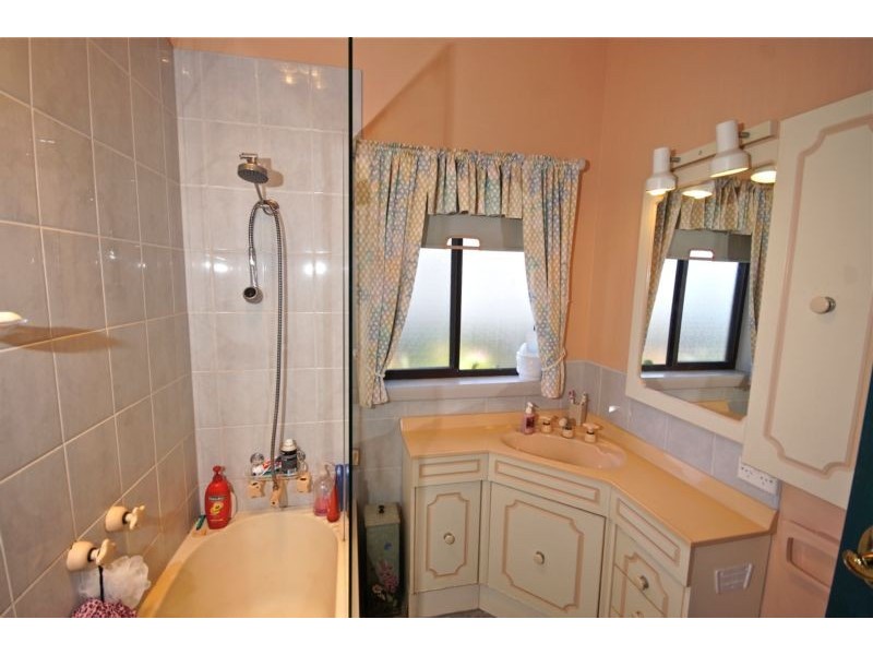 82 Parker Street, Devonport TAS 7310