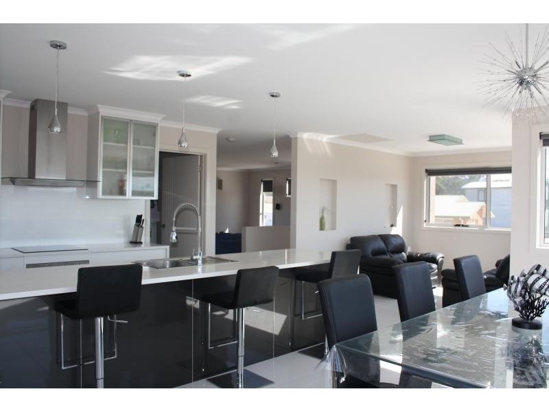 23 Broadwater Court, Shearwater TAS 7307