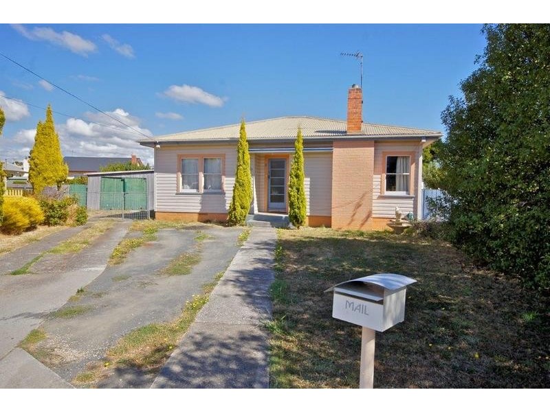 25 Madden Crescent, Devonport TAS 7310
