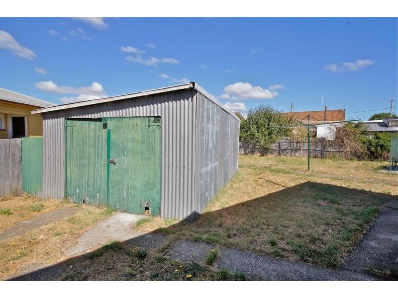25 Madden Crescent, Devonport TAS 7310